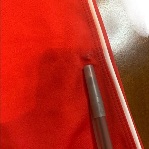 Zyia logo stripe red light n tight 28” high rise - Picture 5 of 8